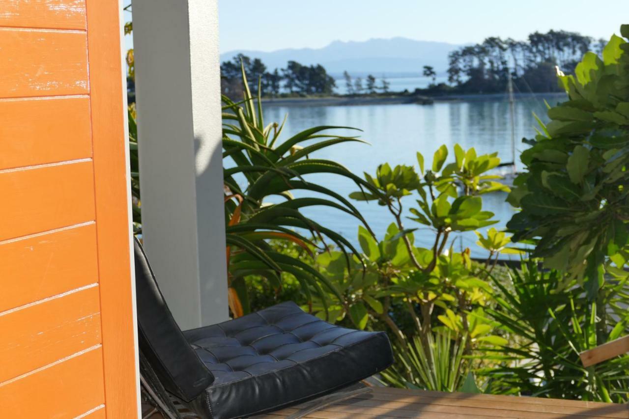 Hotel Waterfront Bliss Nelson Exterior foto